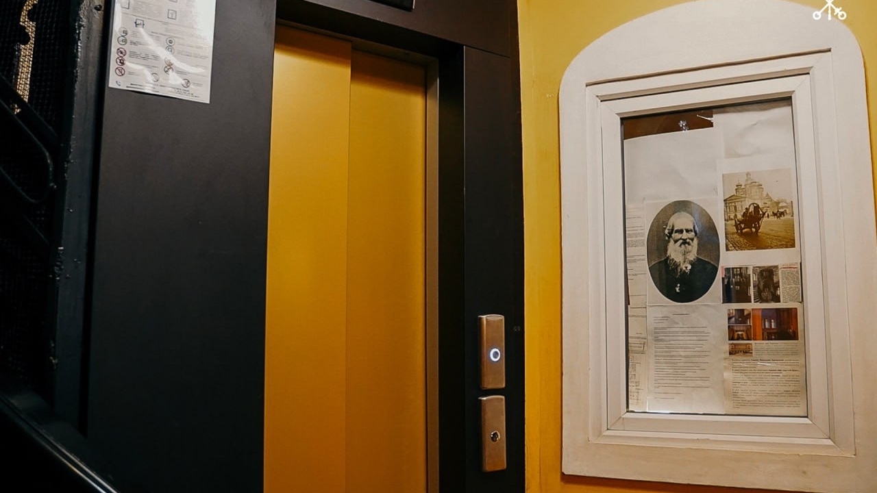 В Петербурге заменили тысячи устаревших лифтов