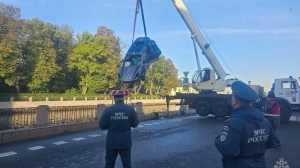 Лихач на Porshe ответит в суде за падение в Фонтанку и смерть 21-летней подруги. Видео