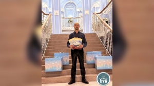 В одночасье ставшая многодетной семья из Петербурга получила регистрацию о рождении четырех близняшек