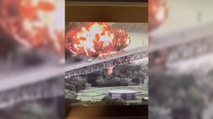 Взрыв под мостом через Панамский канал парализовал движение автомобилей