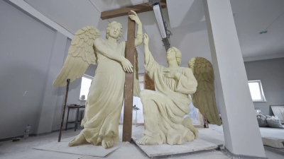 Ангелы вернутся на Главное здание Петербургской духовной академии