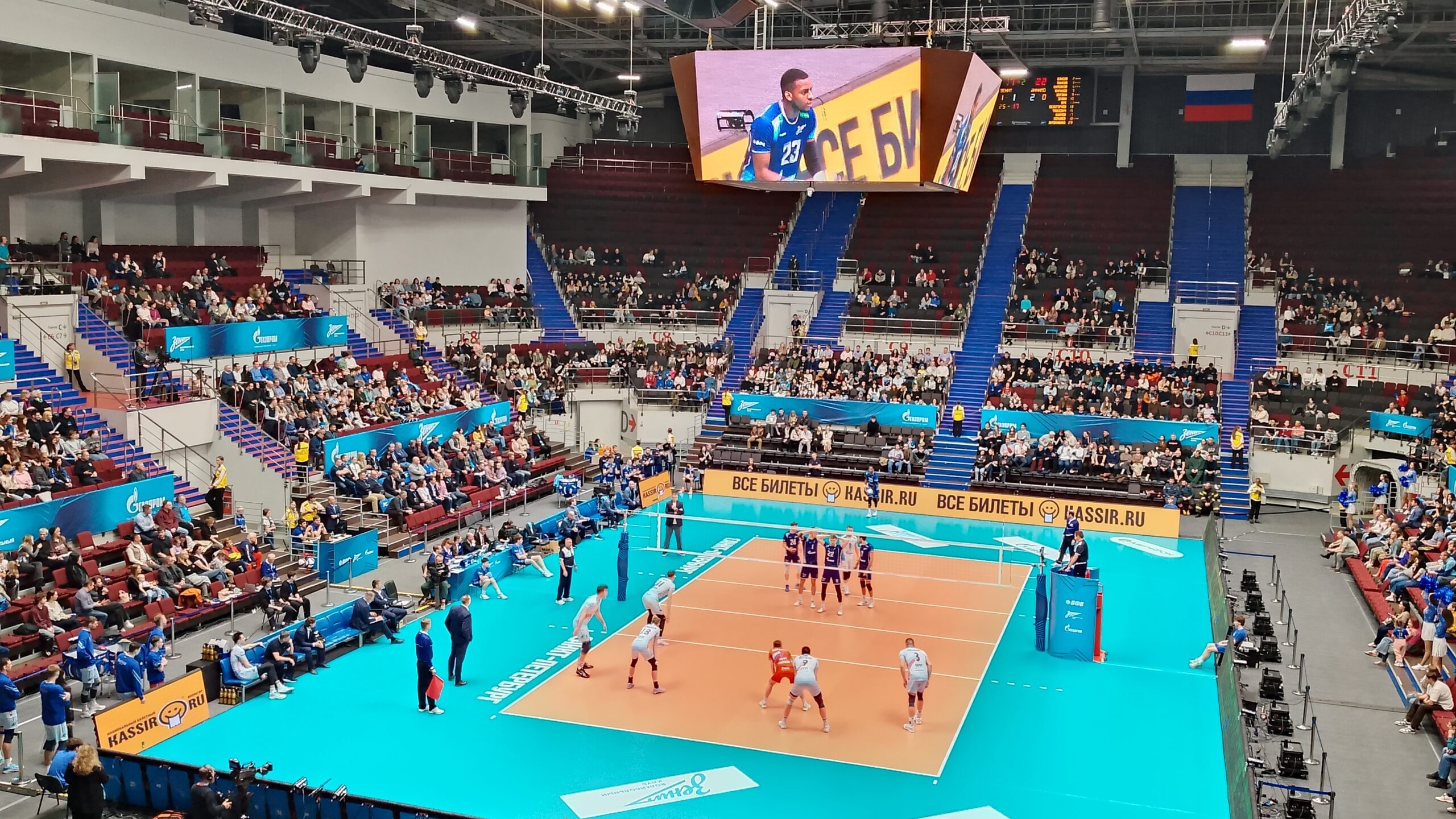 Волейболисты «Зенита» проиграли московскому «Динамо» в первом полуфинальном матче российского чемпионата