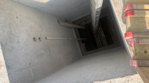 В Кудрово рабочий упал в коллектор и утонул