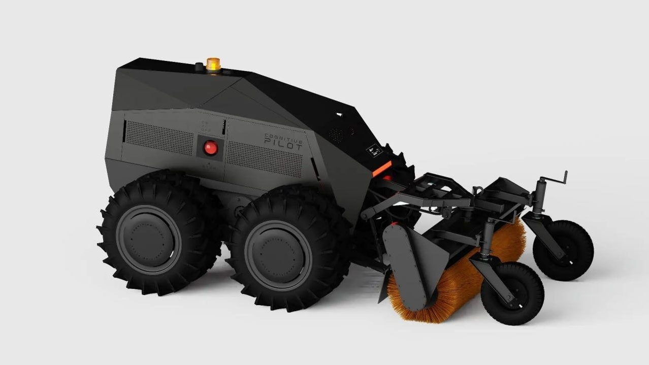 Беспилотные мини-тракторы начнут убираться на петербургских улицах. О новшестве рассказал комитет по транспорту