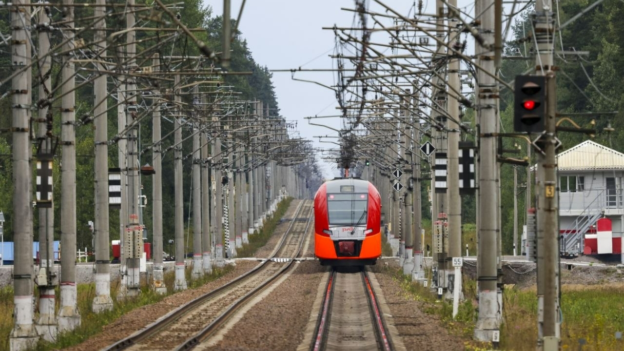 С 1 мая петербуржцы смогут быстрее добраться до Выборга по железной дороге