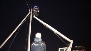 Энергетикам потребовалось три дня на восстановление электроснабжения под Петербургом после бурных выходных