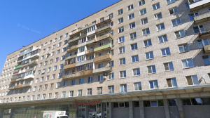 Пасхальное утро началось с пожара на Кузнецовской — пострадала петербурженка