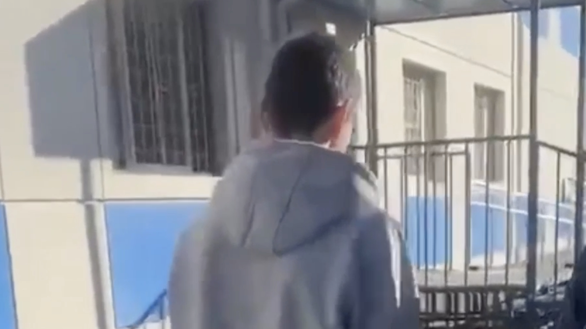 В Мурино 14-летнего парня, решившего впечатлить друзей поездкой на Lexus по парку, поставят на учет