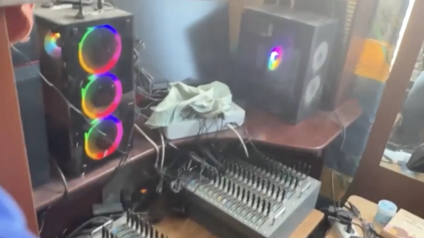 Житель коммуналки в Колпино помогал украинским аферистам за скупые 60 тысяч рублей