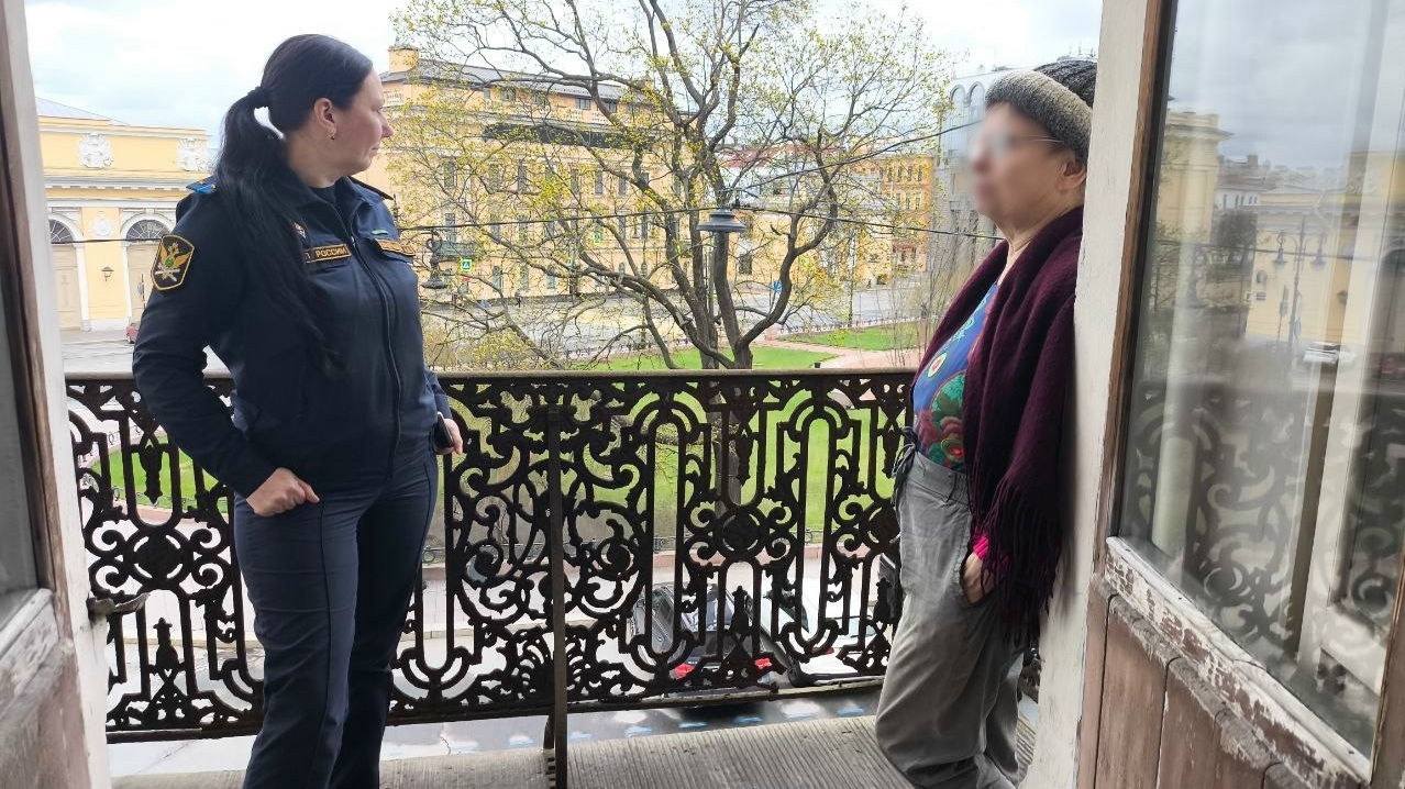 Уехавшая на 30 лет на Байкал петербурженка вернулась в квартиру на Итальянской, выселив зятя