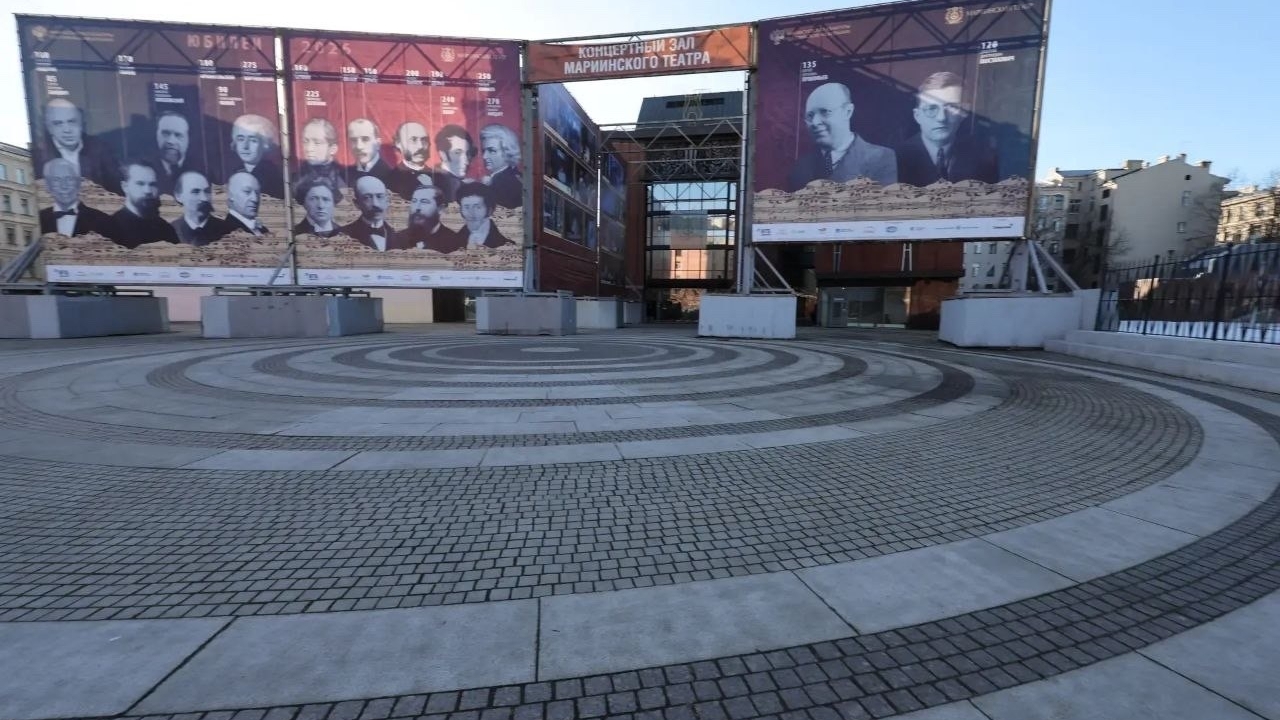 В Петербурге появилась площадь имени выдающегося дирижера Юрия Темирканова