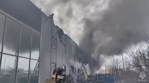 После пожара с номером 1БИС на Кушелевской дороге Петербурга госпитализировали мужчину