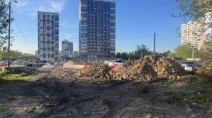 «Крюк каждый день». Петербуржцы учатся летать из-за стройки станции метро «Заставская»