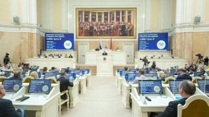 В Петербурге обновили транспорт, а промышленность выросла на 60%: «10 приоритетов развития» работают