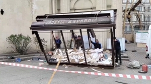 Место возле «Площади Восстания» в Петербурге освободили от «нелегальщины»