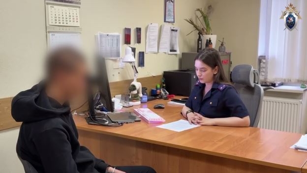 В петербургской коммуналке мужчина избавился от соседа с помощью кувалды