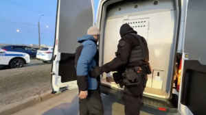 На стройках и предприятиях Петербурга зафиксировали 2 254 нарушений в сфере миграции: видео