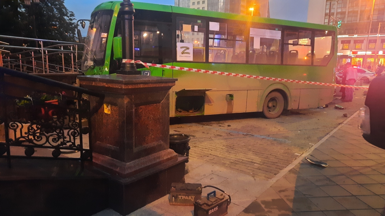 СК назвал причину страшного ДТП с автобусом и пешеходами в Екатеринбурге