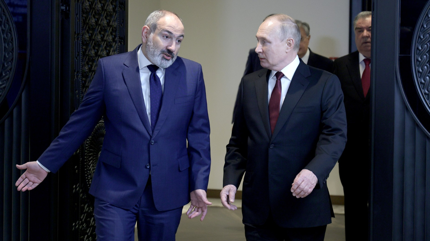 Путин выбил «два стула» из-под Пашиняна: Лавров сделал важное заявление — Армению выгонят из ОДКБ?