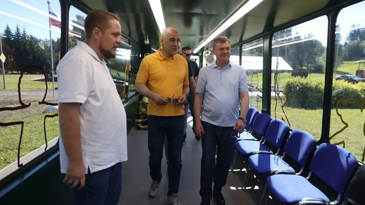 Поляков и Минкин отправились в лагерь «Зарница» в выходной