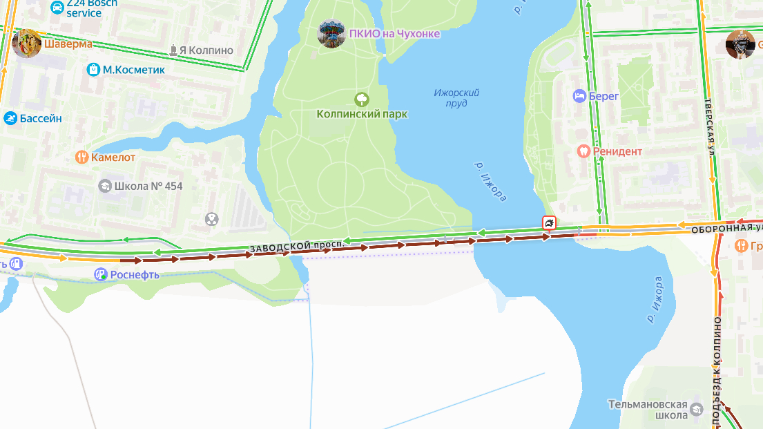 Пробка в 1,3 км: после массового ДТП в Колпино приехали две реанимации