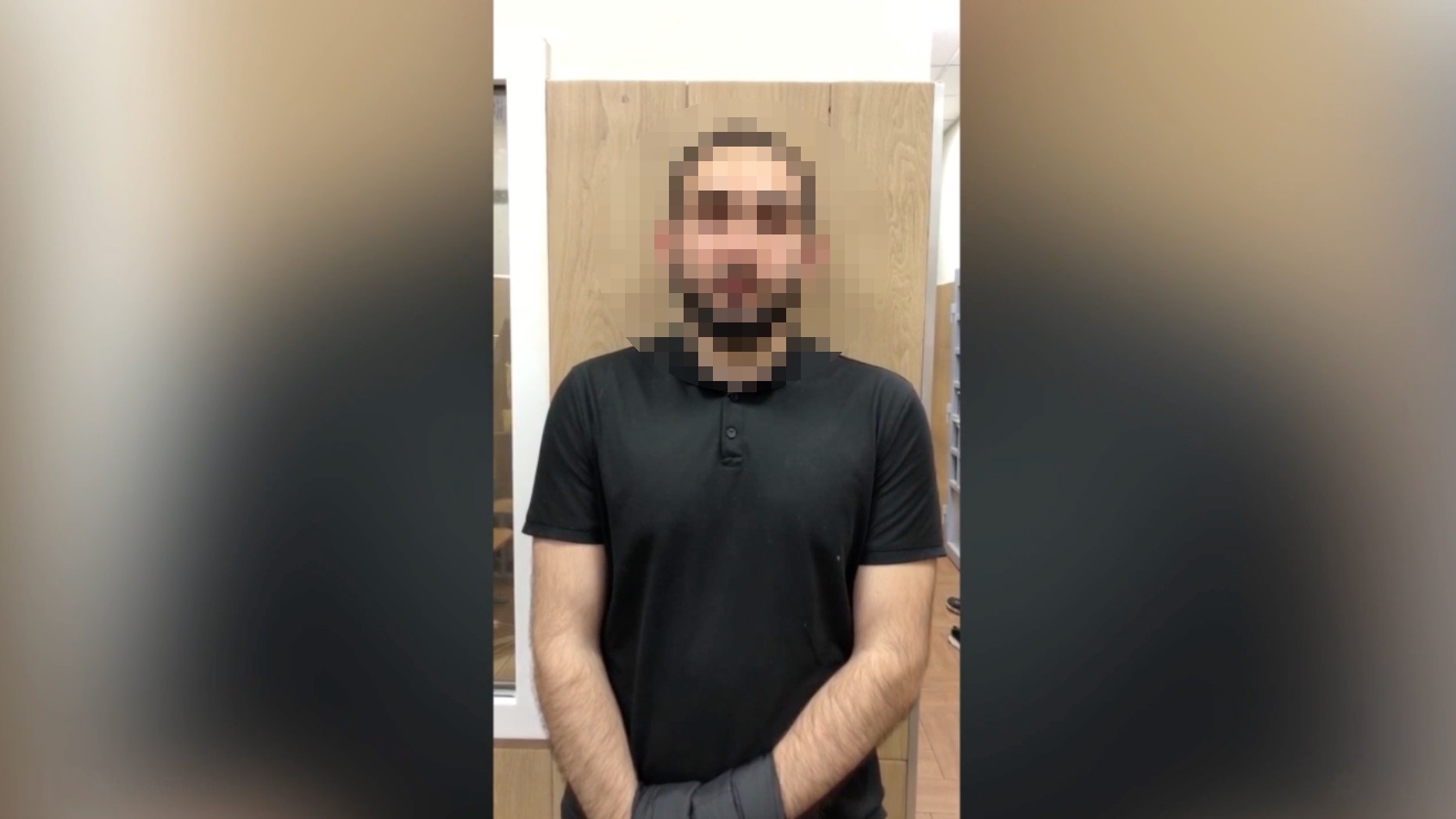 Ворвались в квартиру и вымогали 12 млн рублей: в Петербурге напали на директора стройфирмы