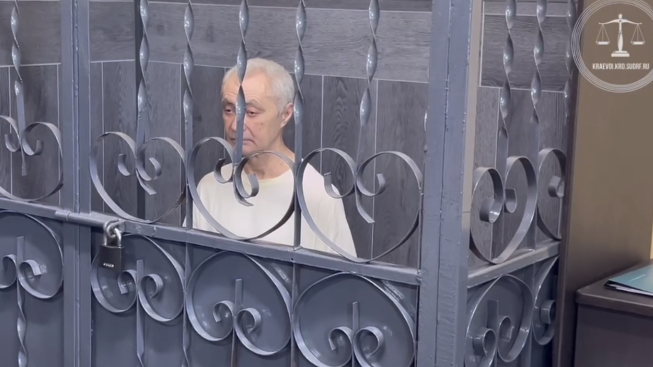 Провозгласил себя «Богом» и насиловал детей: руководителя секты в Краснодаре посадили на 20 лет