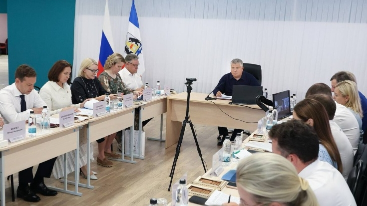 Губернатор Александр Дронов оценил социально-экономическое развитие Новгородского округа
