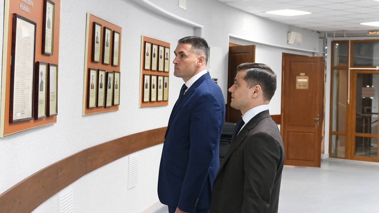 Прокурор Петербурга Гуришев нанес рабочий визит в Московский район