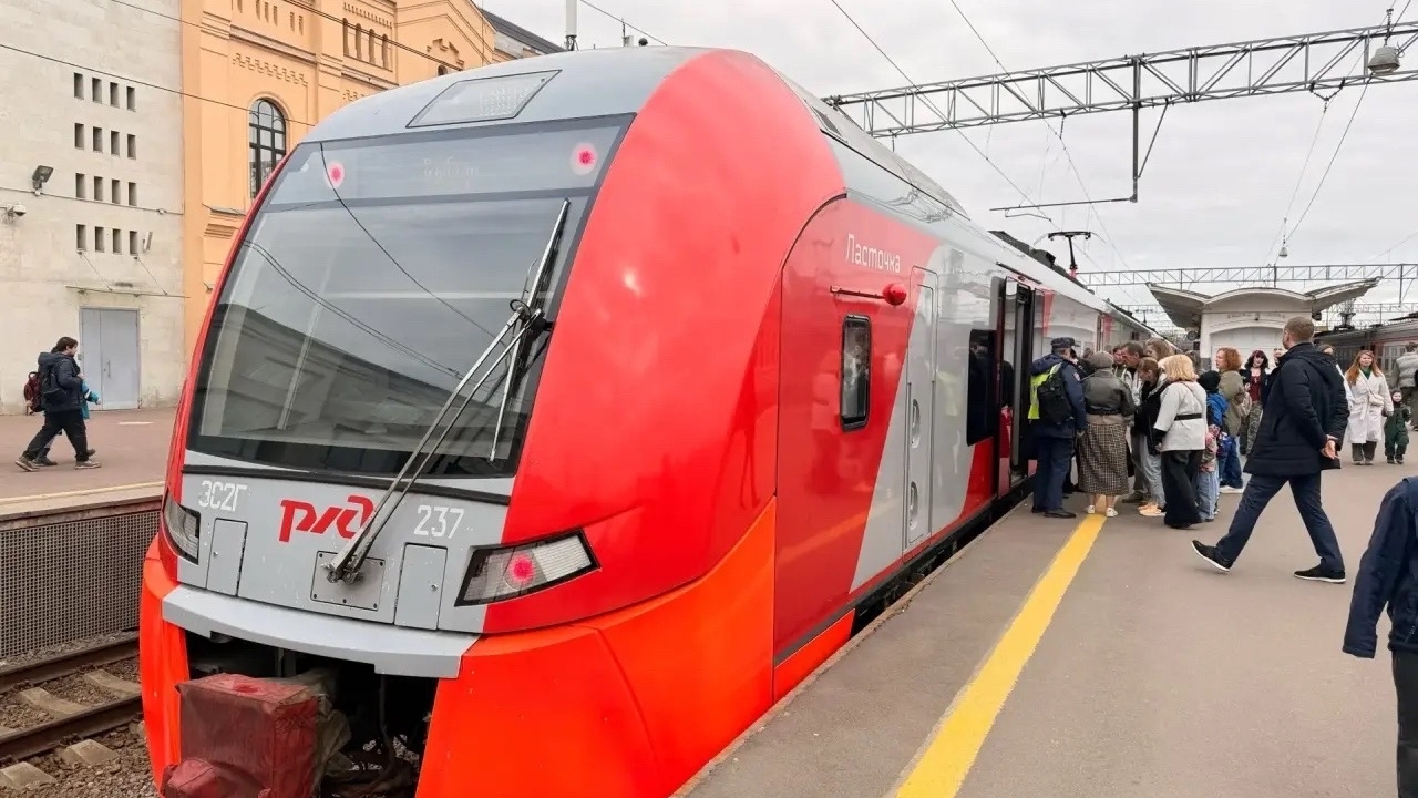 Для петербуржцев пустят дополнительные «Ласточки» до Выборга с 11 июля