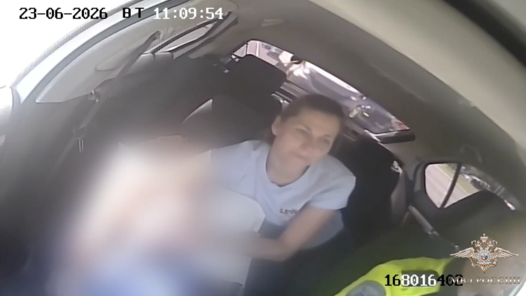 Сотрудники ДПС довезли до больницы Петербурга подростка, подключенного к ИВЛ