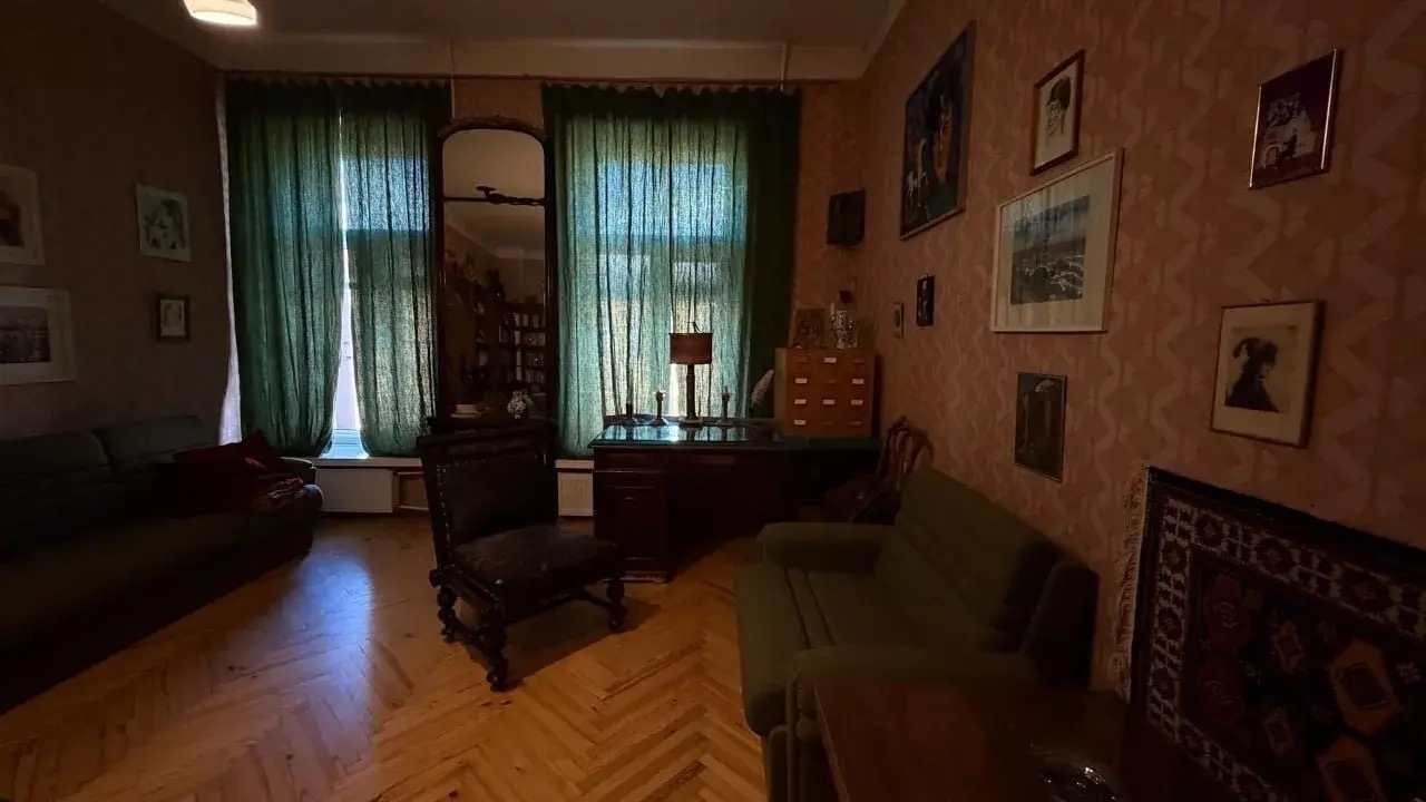 Петербуржцам рассказали, когда откроется мультимедийная квартира Льва Гумилева