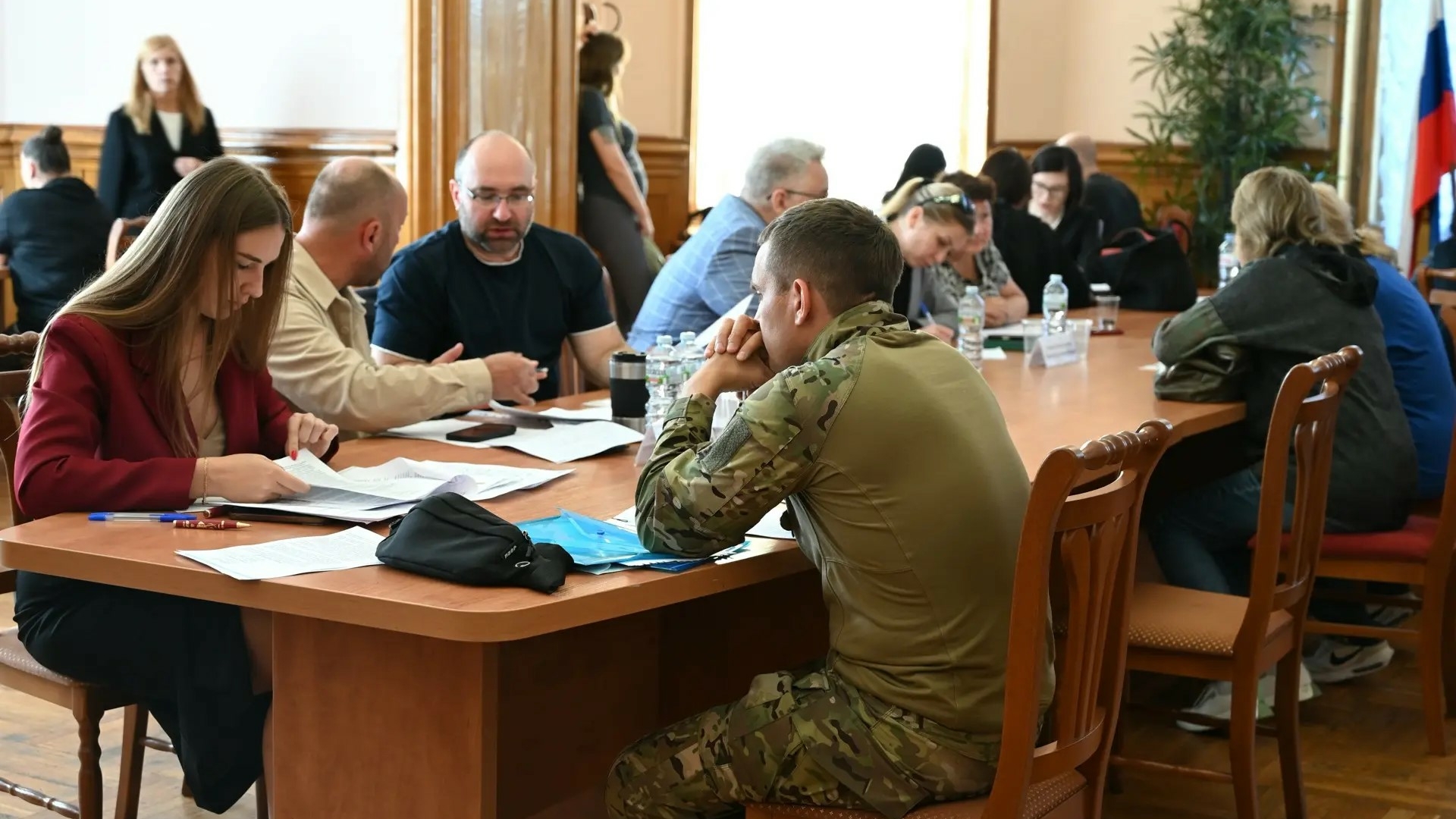Адвокаты и нотариусы помогли бойцам СВО в День юрпомощи в Петроградском районе