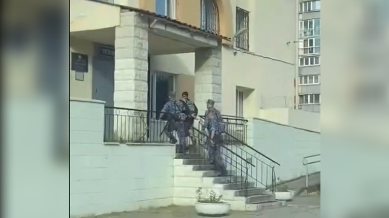 Петербургские росгвардейцы задержали беглеца из калининградской колонии-поселения