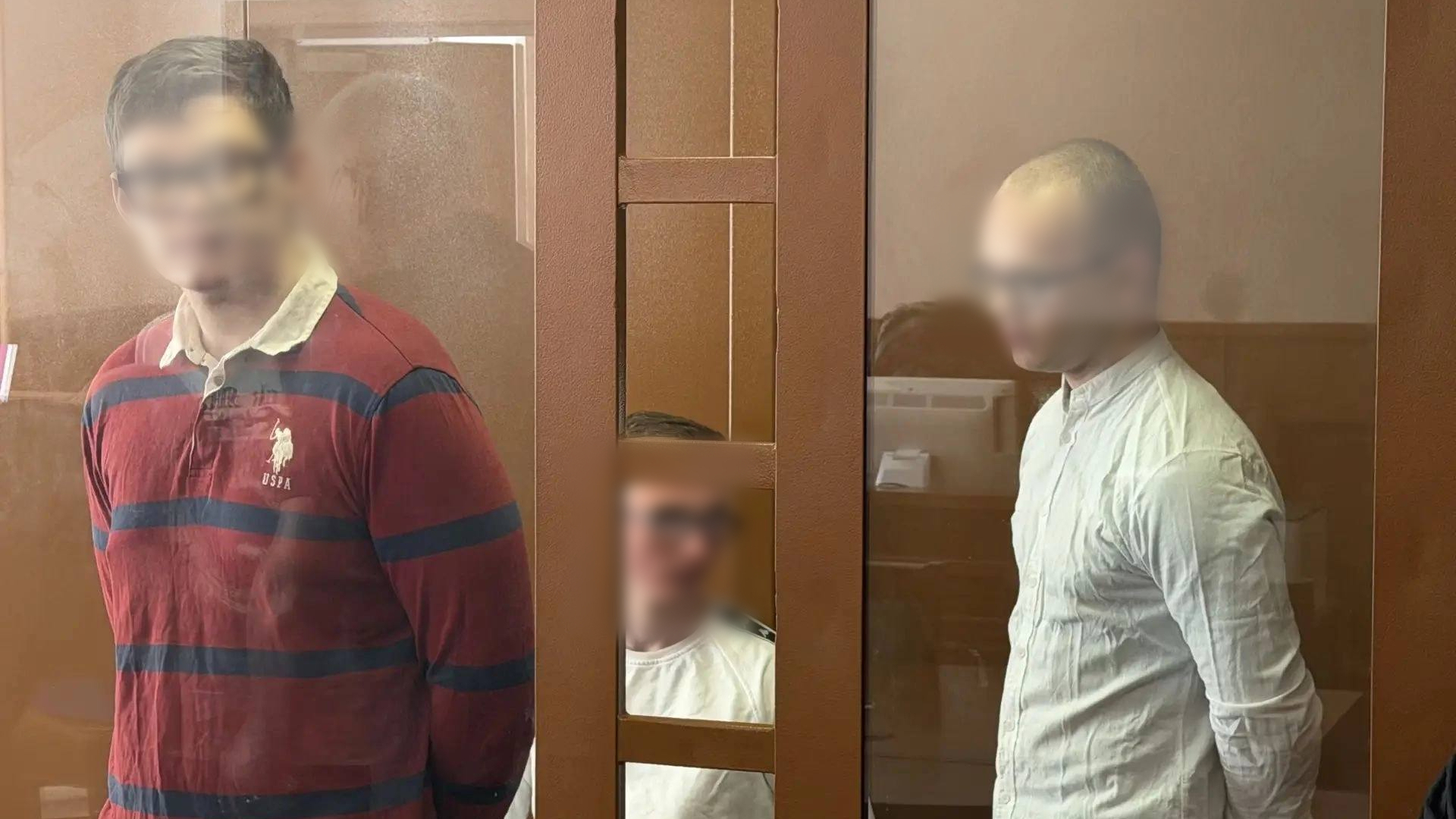 Похитивших в Петербурге школьника ради 1,5 млн рублей отправили в ИК строго режима