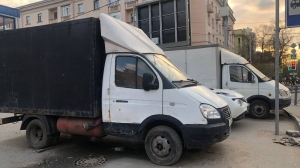 Водитель «Газели» выехал на тротуар и насмерть снес бабушку на Краснопутиловской