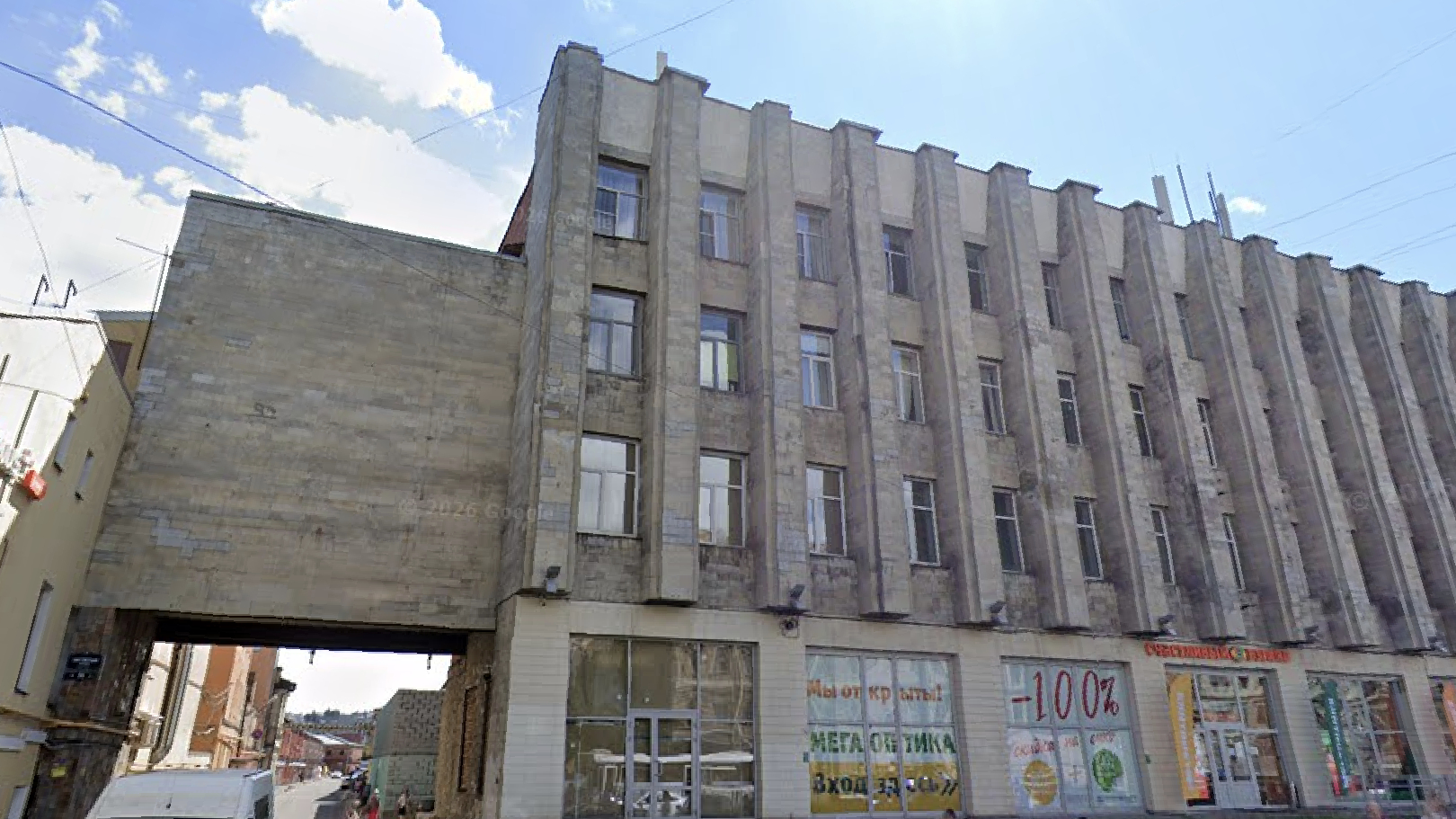 Площадь пожара на кровле здания у Московского вокзала достигала 500 «квадратов»