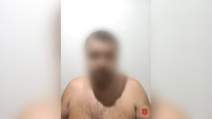 Полиция показала жителя Всеволожска, помогавшего аферистам обманывать россиян