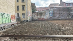 На Васильевском острове избавились от незаконной постройки — фото
